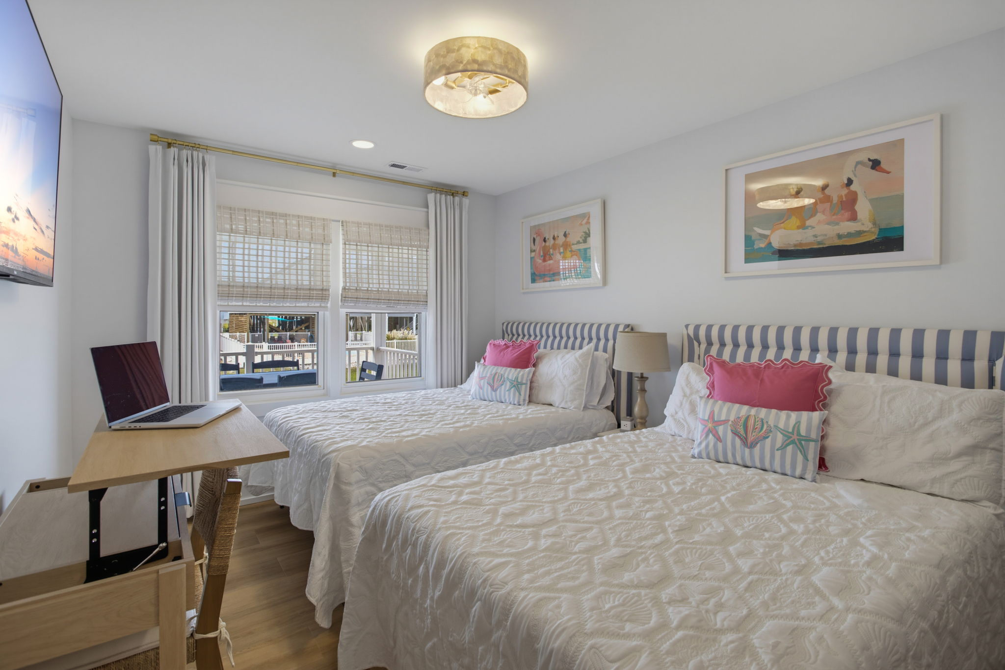 4328 E Dolphin Dr-34