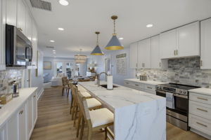 4328 E Dolphin Dr-21