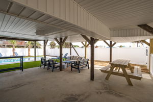 4328 E Dolphin Dr-39