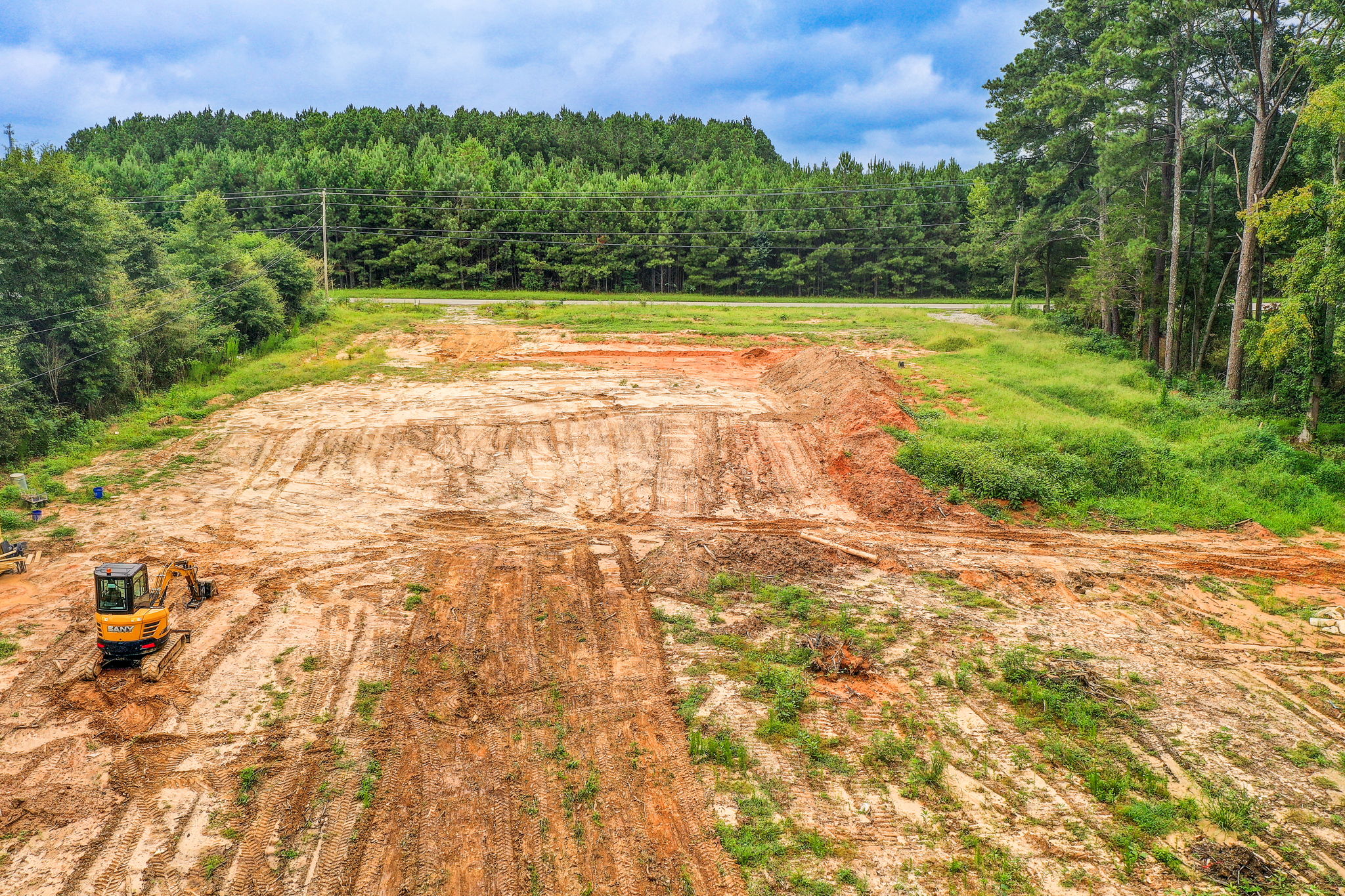 7 Aerial Front Lot w Thompson Dr