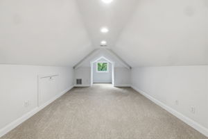  Photo 39