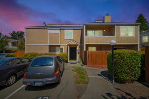  Photo 0