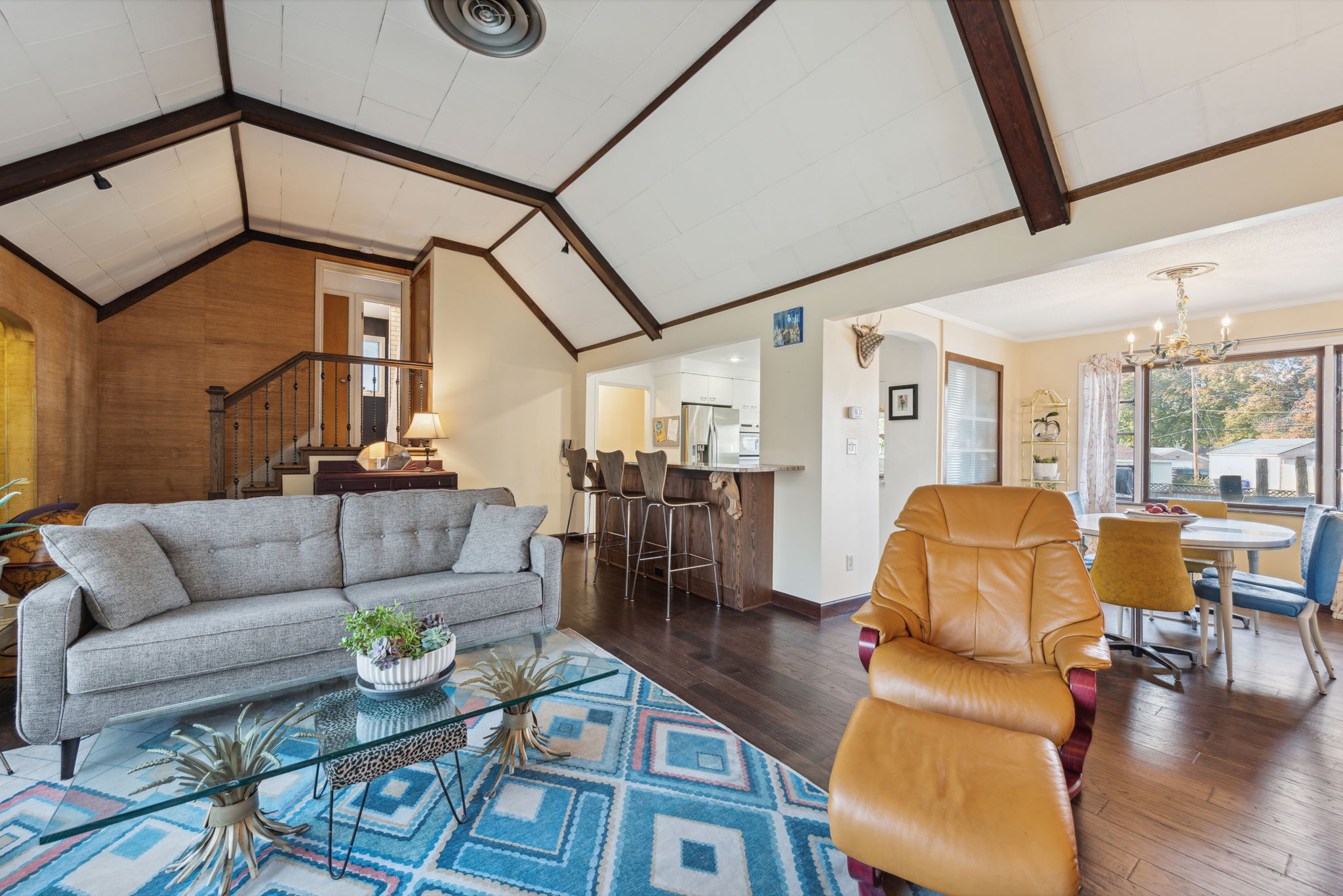 03_Interior