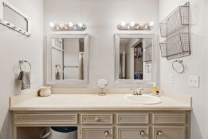  Photo 31