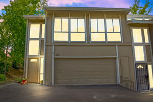  Photo 0