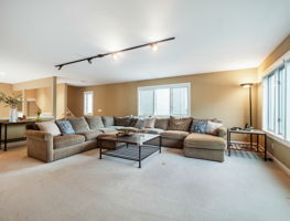  433 River St, Minneapolis, MN 55401, US Photo 18