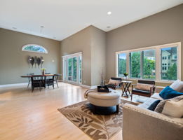  433 River St, Minneapolis, MN 55401, US Photo 4
