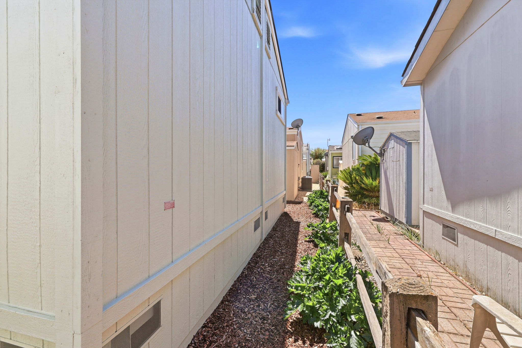 029_F8_433 Sylvan Ave 113