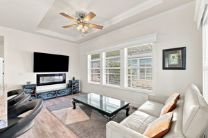 006_F8_433 Sylvan Ave 113
