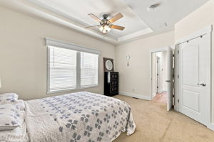021_F8_433 Sylvan Ave 113