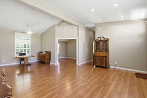009_F8_433 Sylvan Ave 70