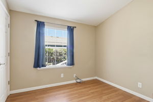 021_F8_433 Sylvan Ave 70