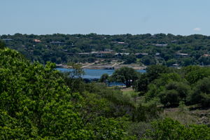  Photo 0