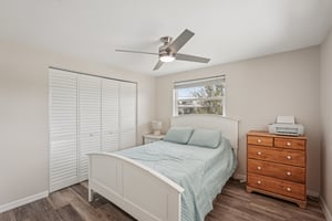 Alligator Dr-0406-022.jpg
