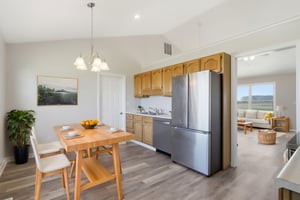 _MG_8599 virtually staged.jpeg