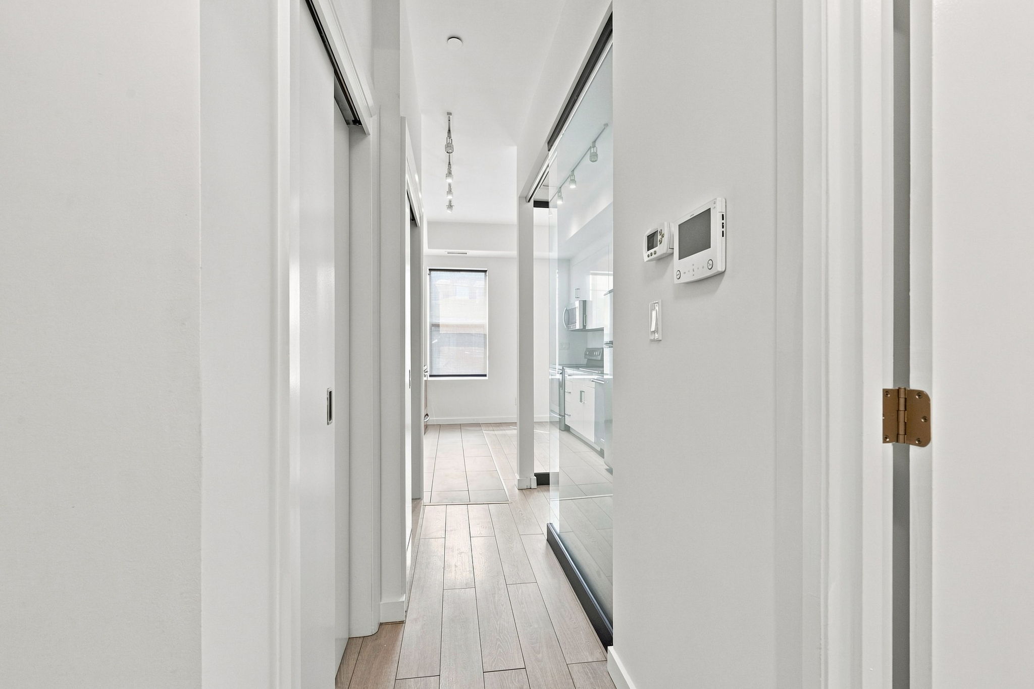 Property in Toronto — delivered property photograph 7
