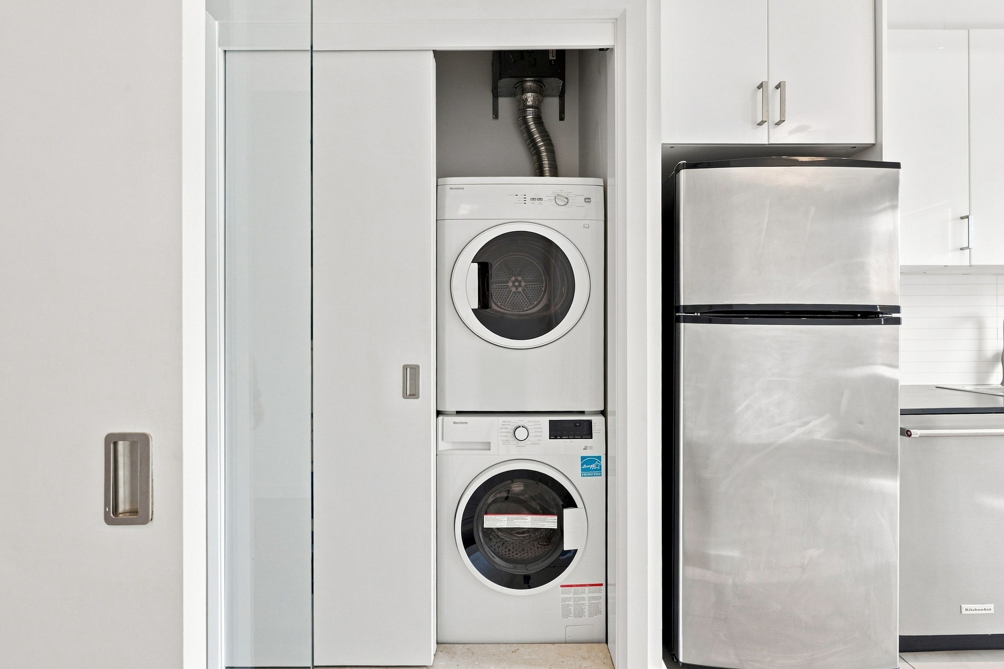 Property in Toronto — delivered property photograph 17