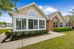 Welcome to 4337 Edgewater Crossing Dr