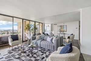 Marina City Dr unit 943-004.jpg
