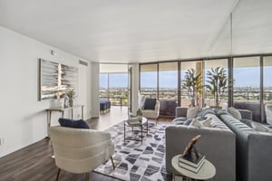 Marina City Dr unit 943-005.jpg