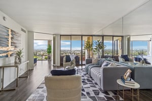 Marina City Dr unit 943-006.jpg