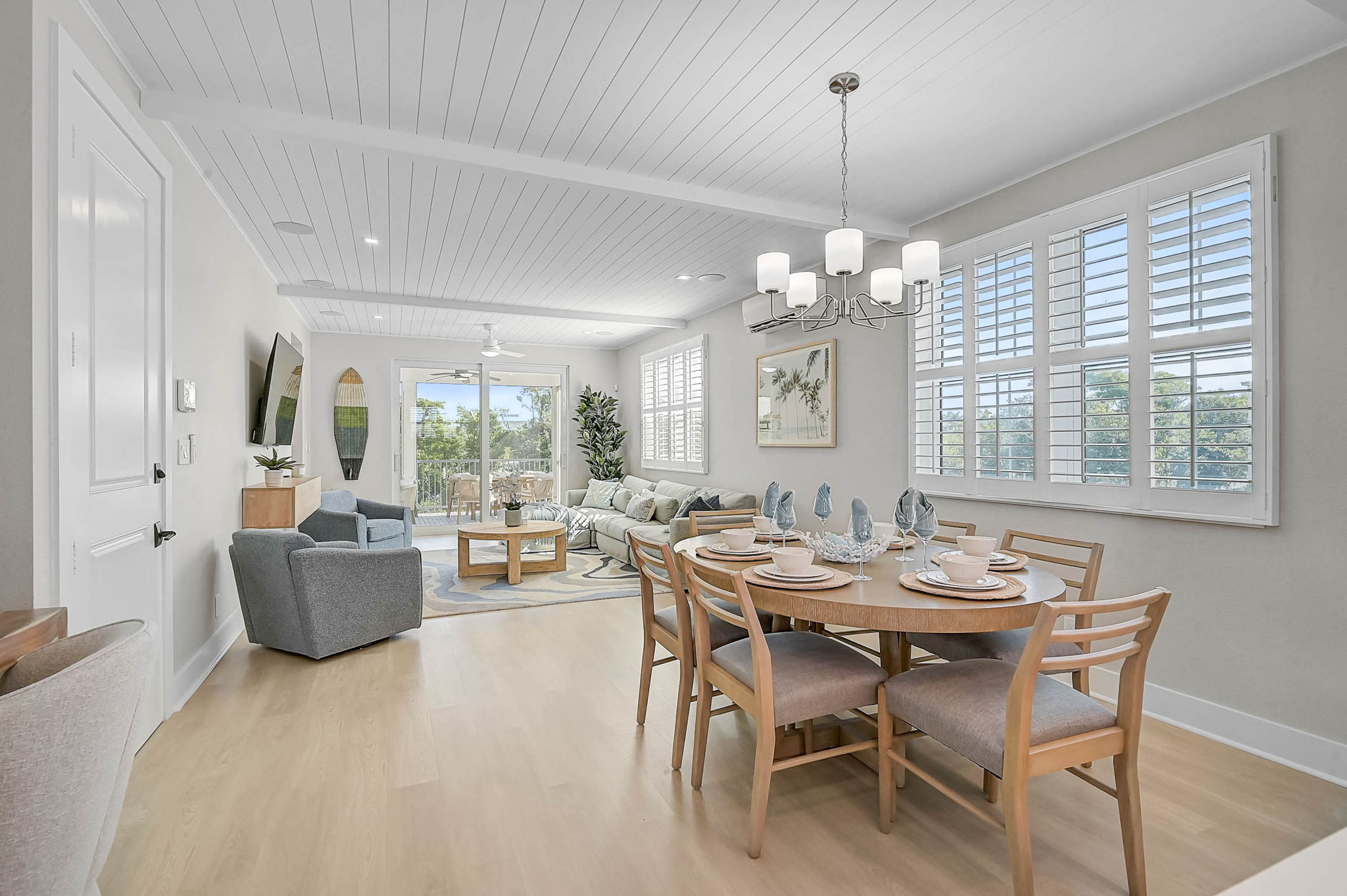 4337 Marina Vw Wy-12