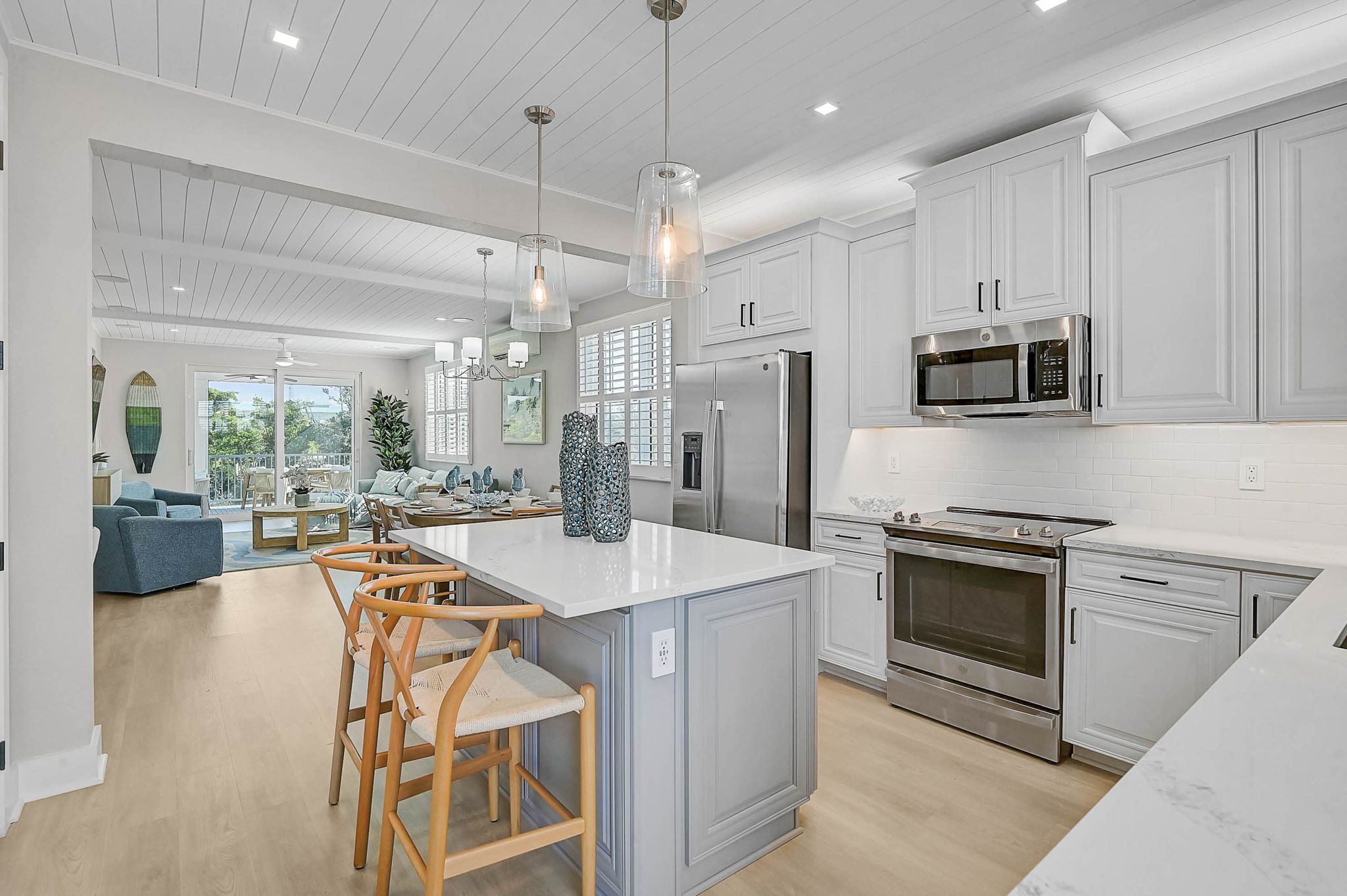 4337 Marina Vw Wy-15