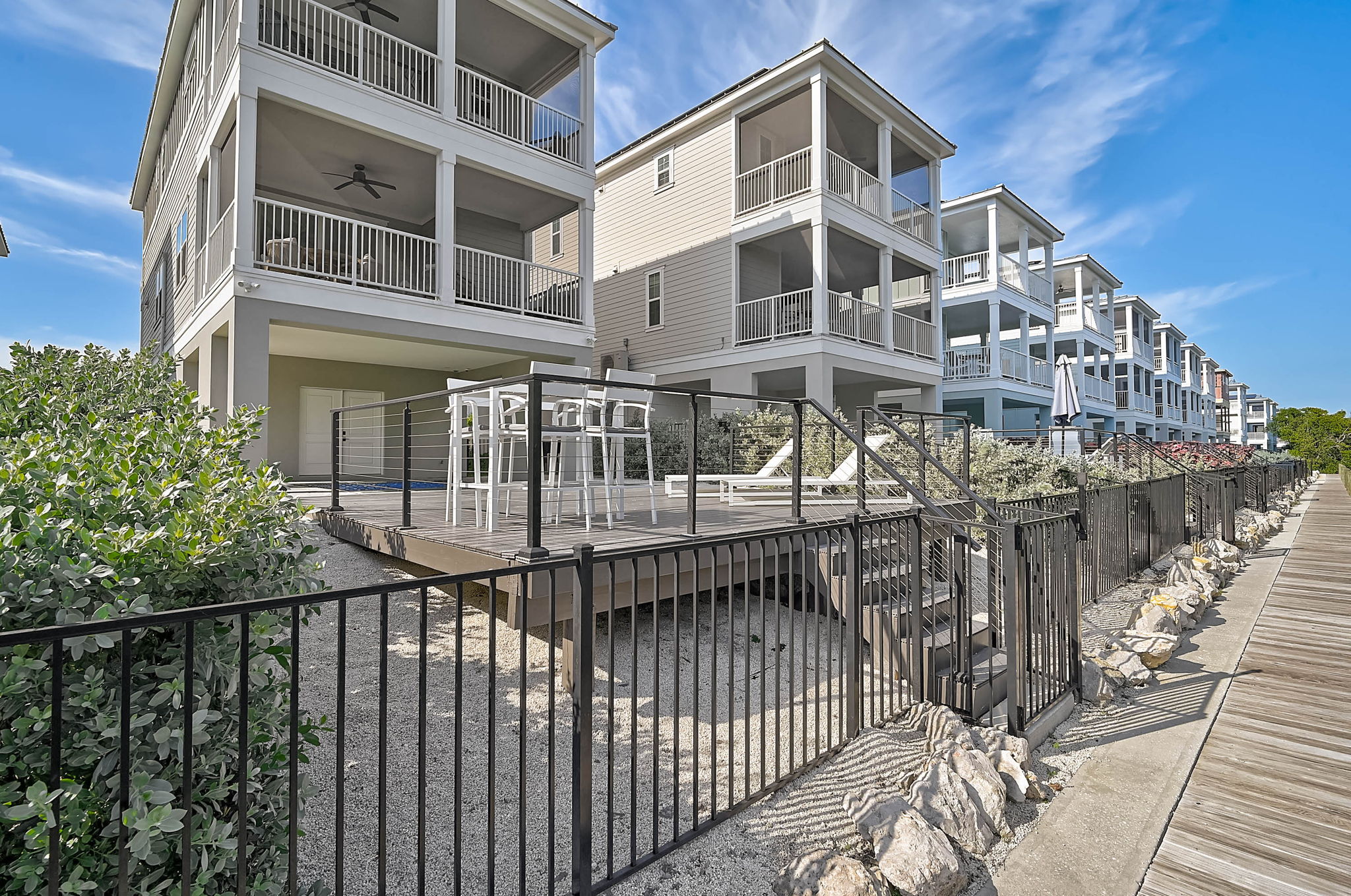 4337 Marina Vw Wy-58