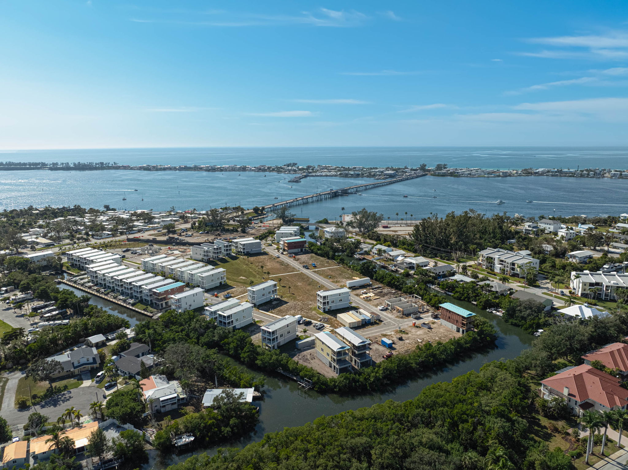 4337 Marina Vw Wy-68