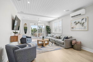 4337 Marina Vw Wy-20