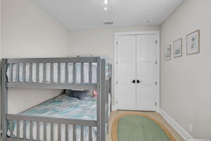 4337 Marina Vw Wy-32