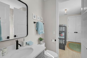 4337 Marina Vw Wy-34