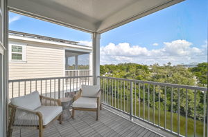 4337 Marina Vw Wy-46