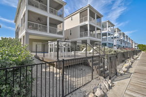 4337 Marina Vw Wy-58