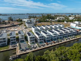 4337 Marina Vw Wy-67