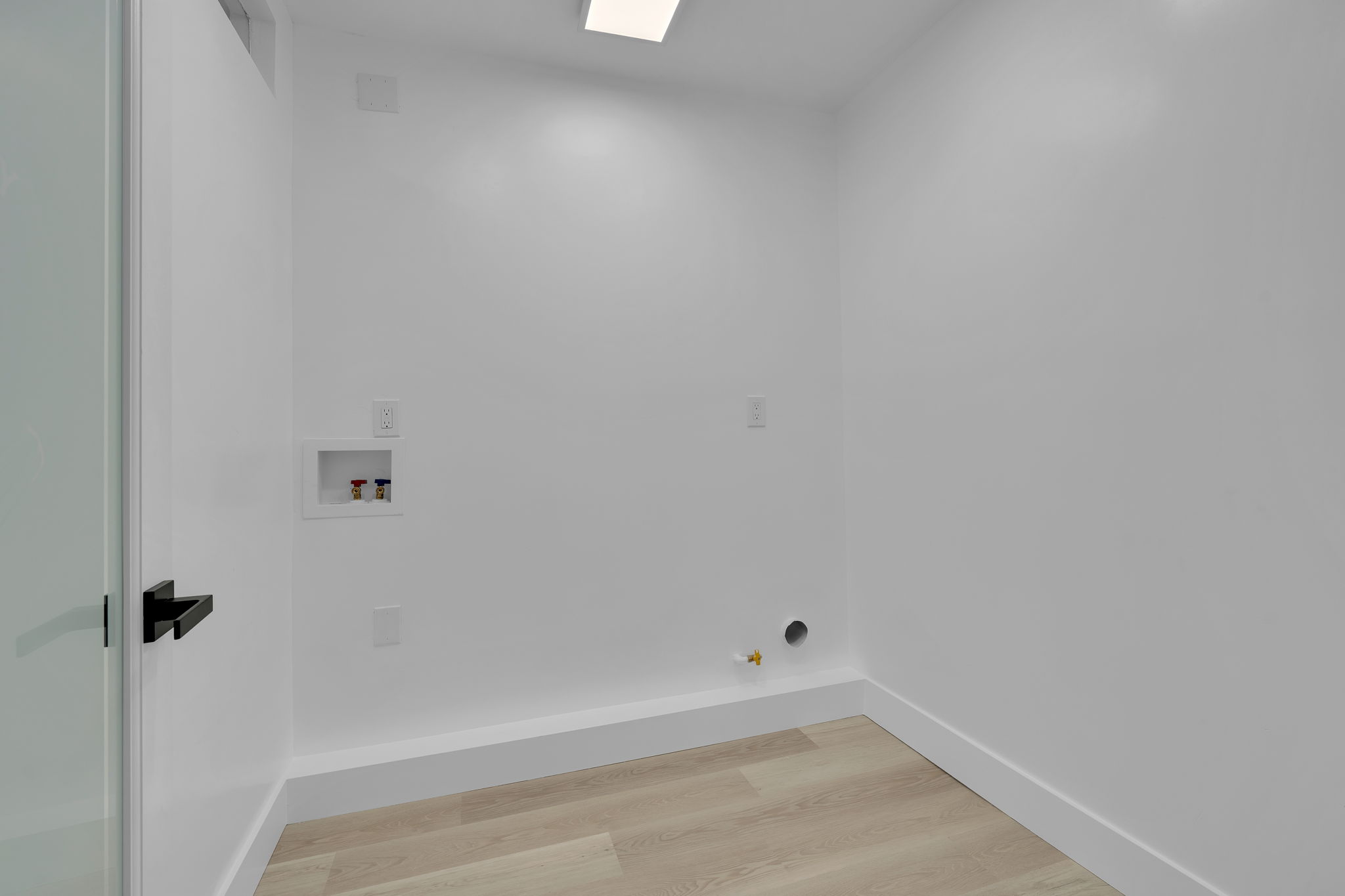 Photo 34