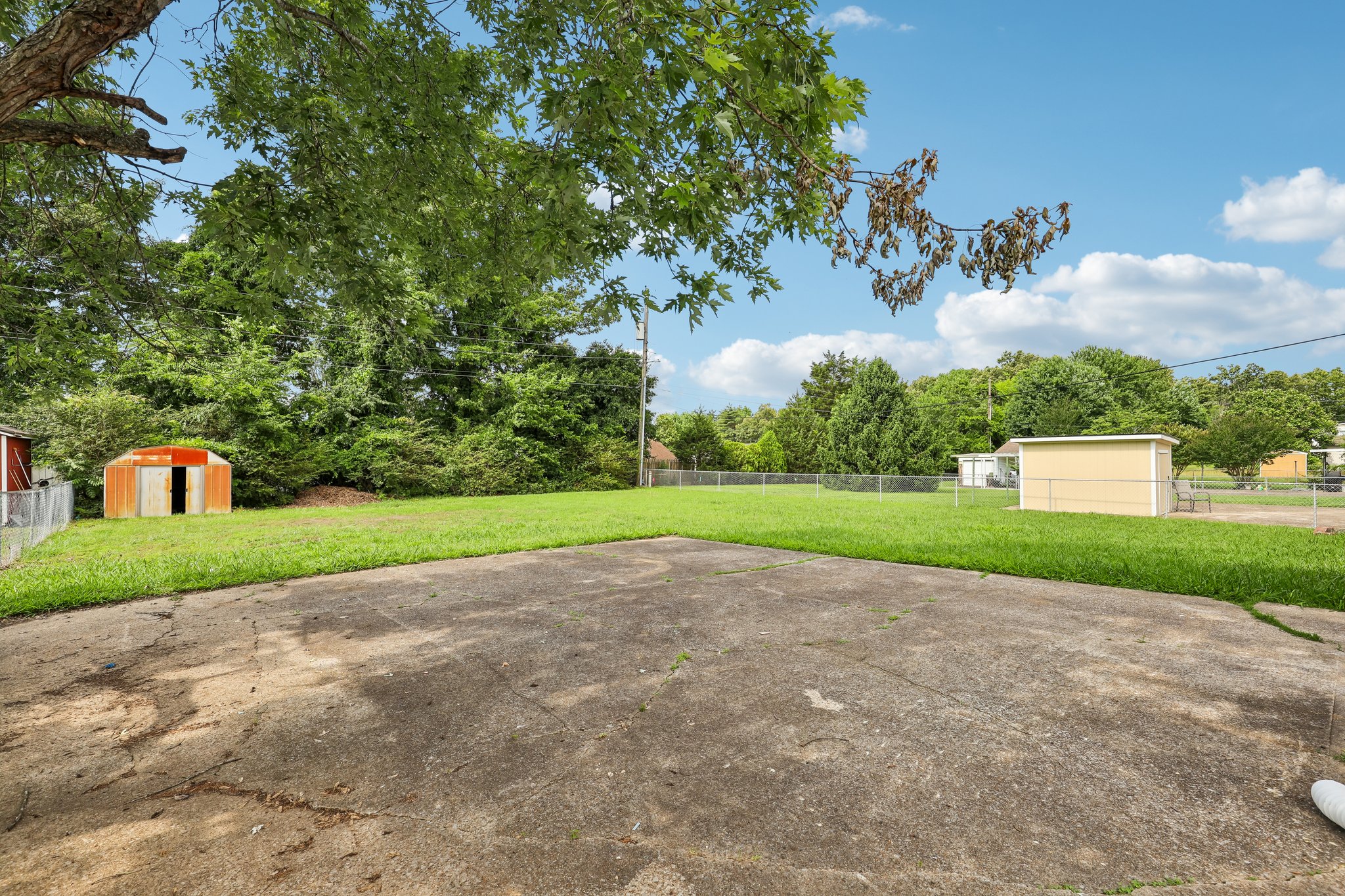 Appleton Dr-S0306-029.jpg