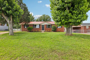 Appleton Dr-S0306-004.jpg
