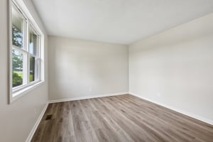 Appleton Dr-S0306-007.jpg