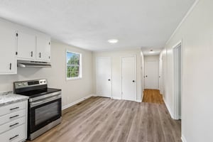 Appleton Dr-S0306-015.jpg