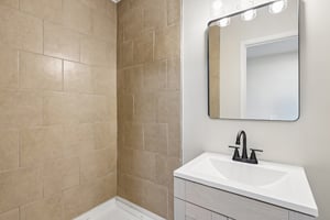 Appleton Dr-S0306-020.jpg