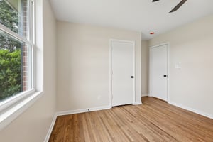 Appleton Dr-S0306-026.jpg