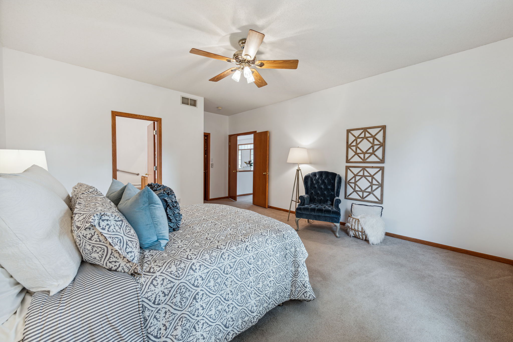 10_Interior