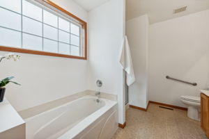 15_Interior