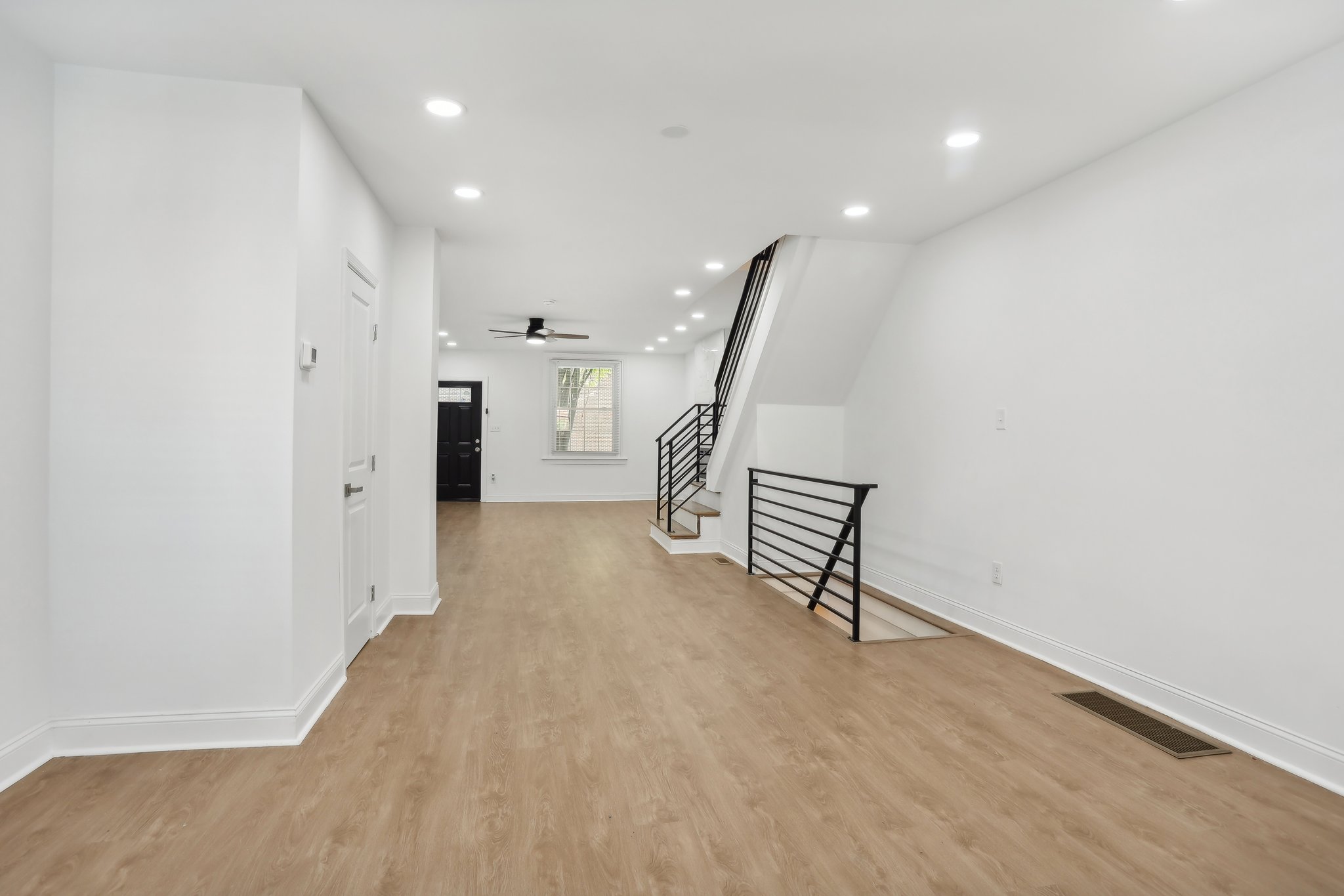S 54th St-015.jpg