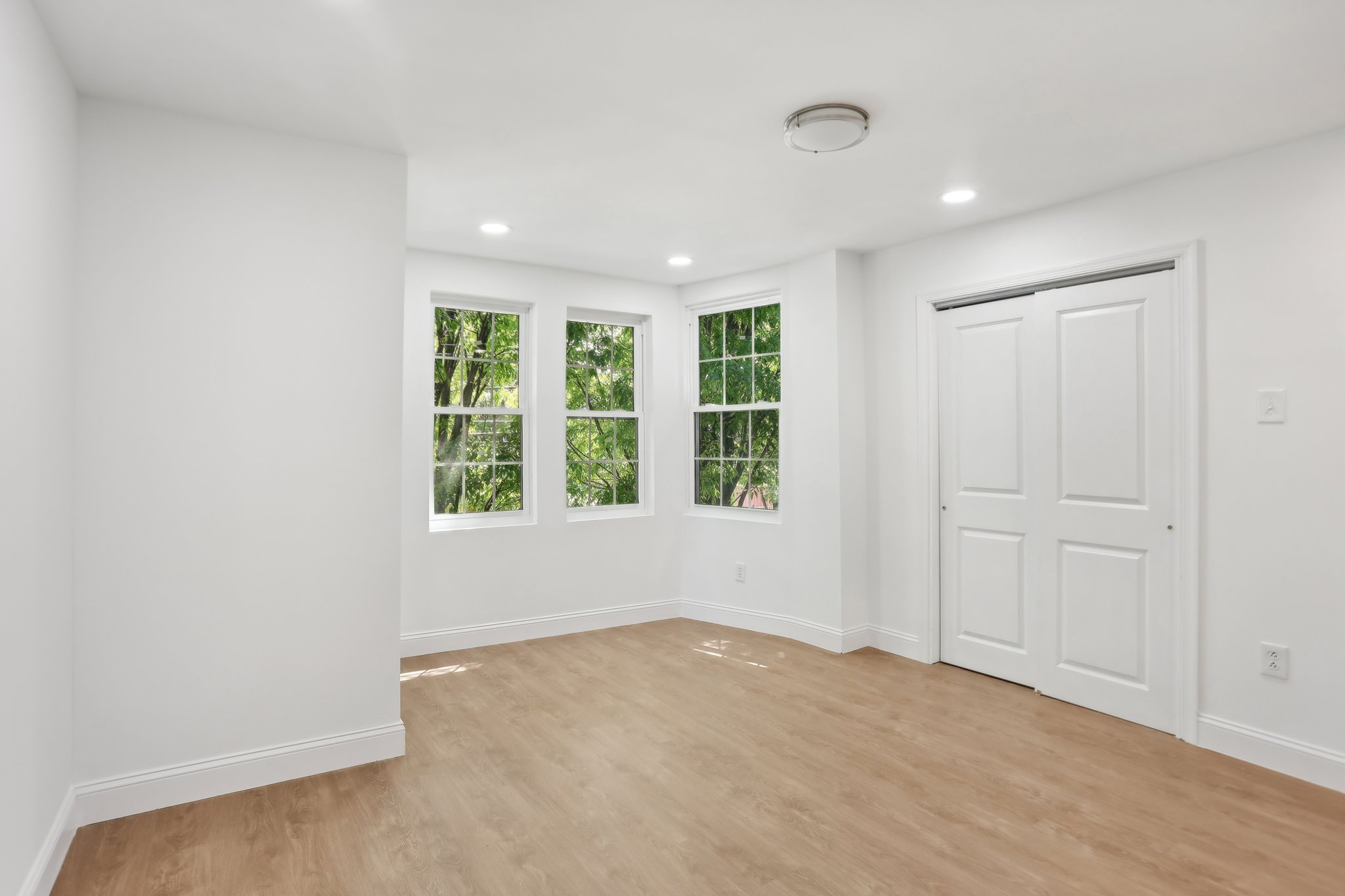 S 54th St-022.jpg