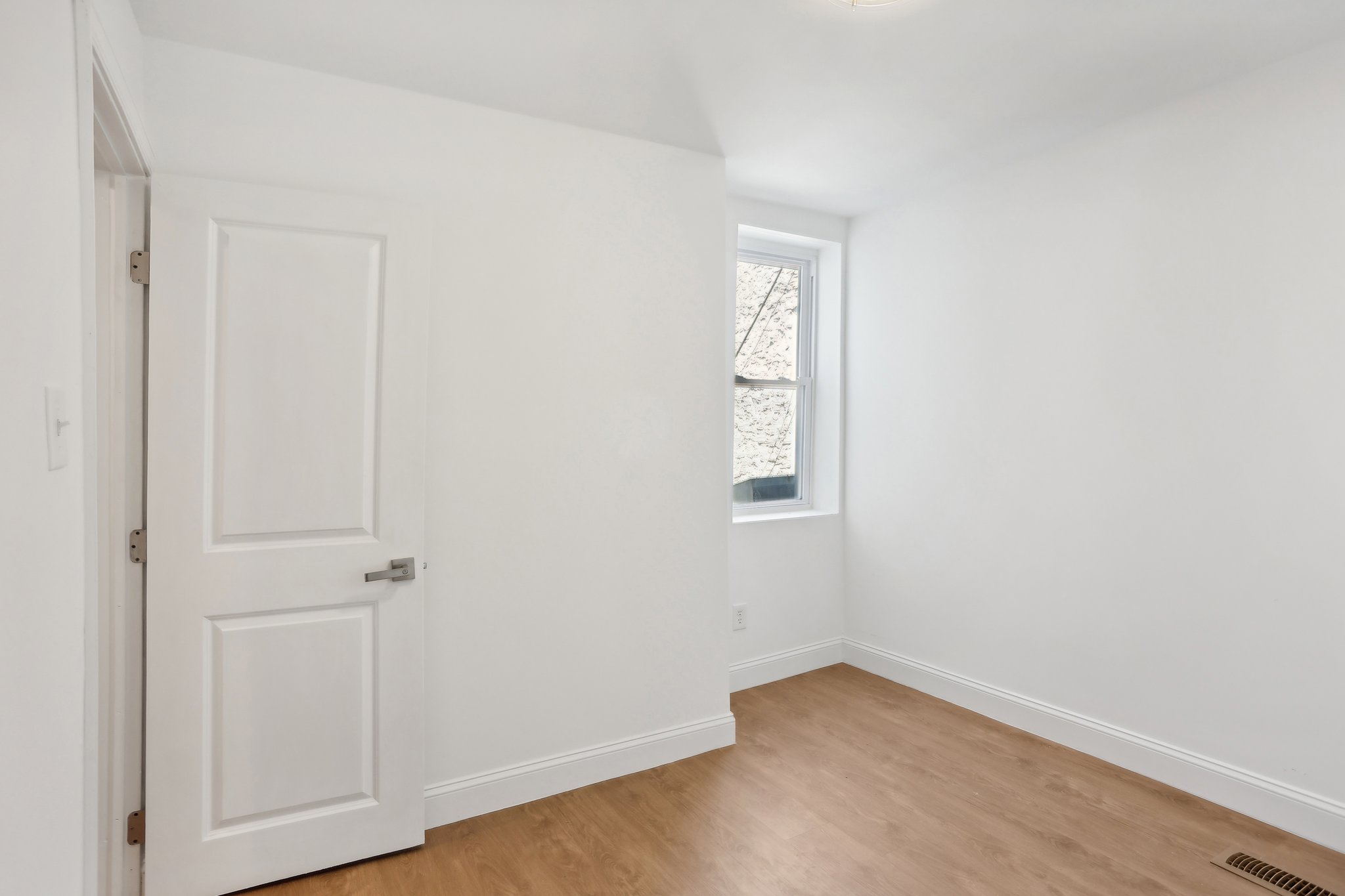 S 54th St-025.jpg