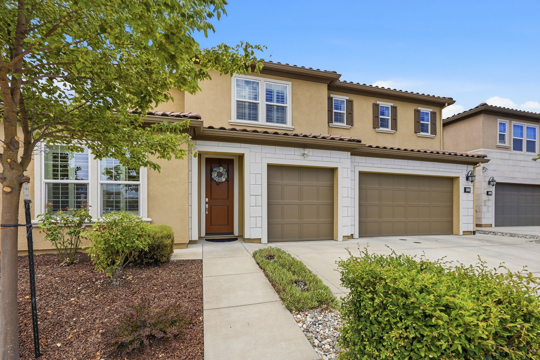 004_F8_4340 Hummingbird Cir