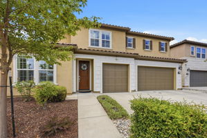 004_F8_4340 Hummingbird Cir