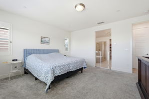 047_F8_4340 Hummingbird Cir